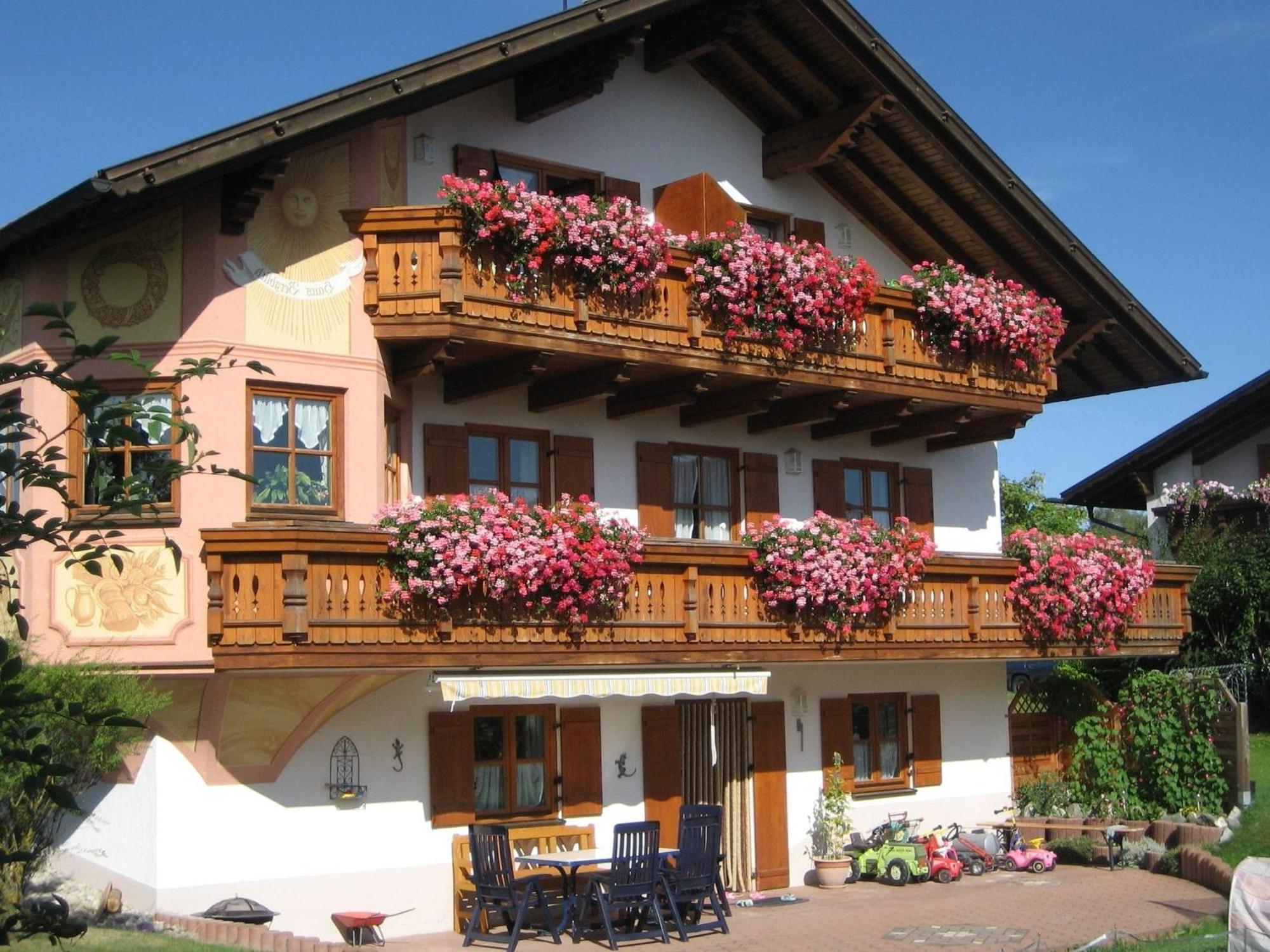 Apartment In The Allg U With View Of The Bavarian Alps Bernbeuren Eksteriør billede
