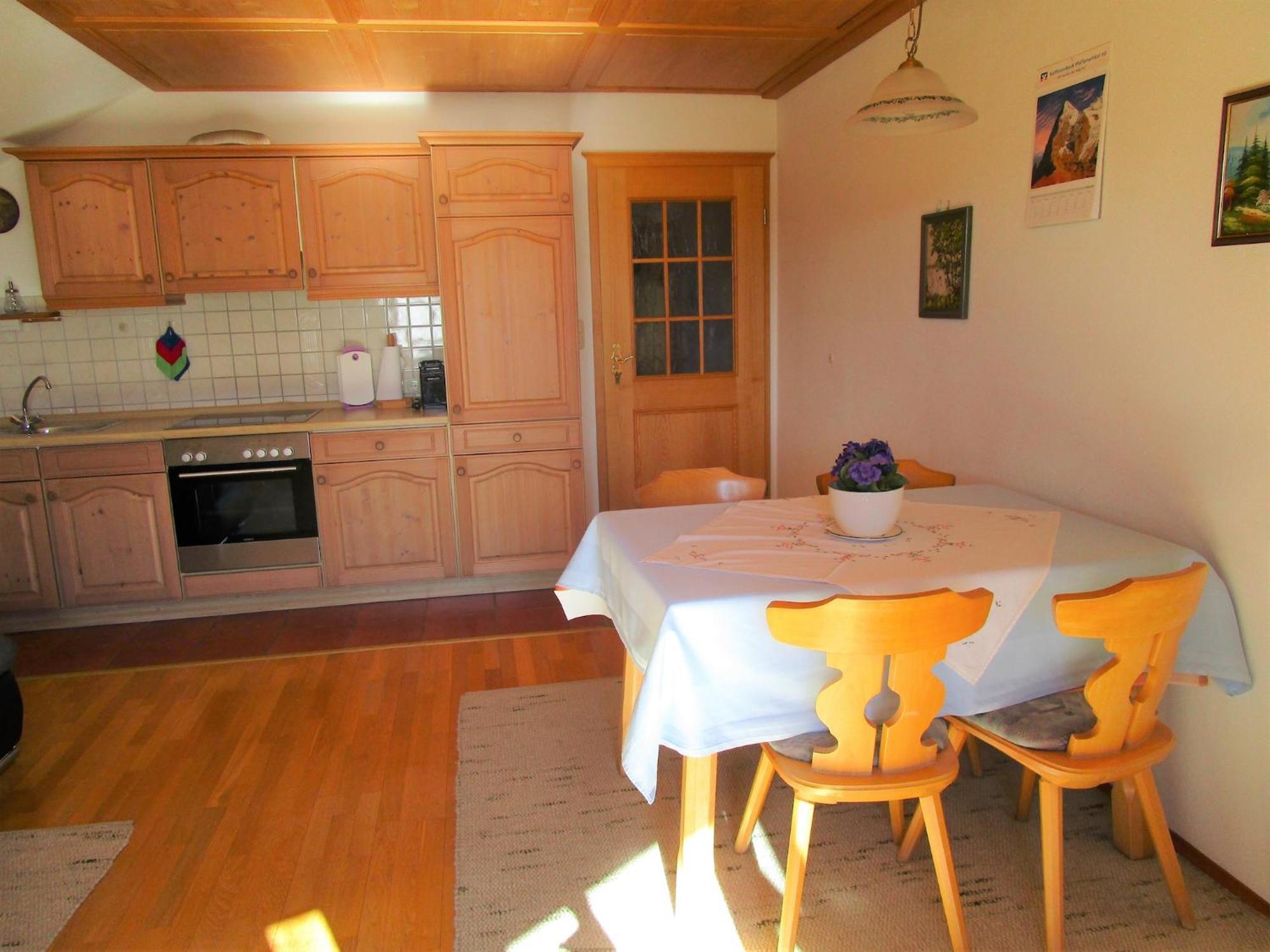 Apartment In The Allg U With View Of The Bavarian Alps Bernbeuren Eksteriør billede